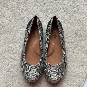 Softwalk Women Shoes